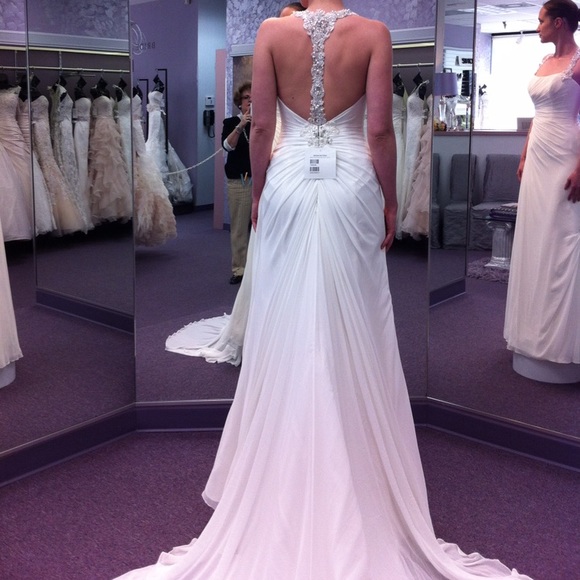 Maggie Sottero Caprice wedding gown. - Picture 3 of 3